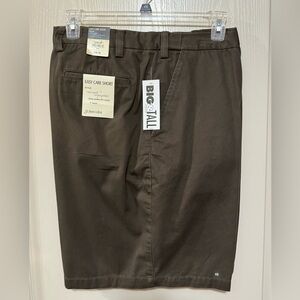 NWT MEN’S BIG & TALL ST. JOHN’S BAY SHORTS, SIZE 48, BROWNSTONE, FLAT FRONT.